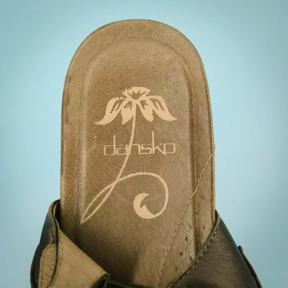 Dansko 41 Size 11-11.5 Bronze Nina Floral Strappy Platform Comfort Sandals